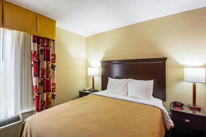 Room 20 of 40