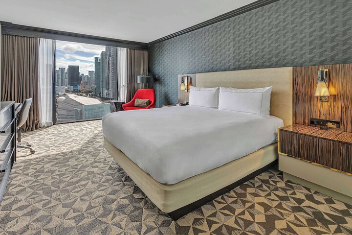 Room 28 of 70