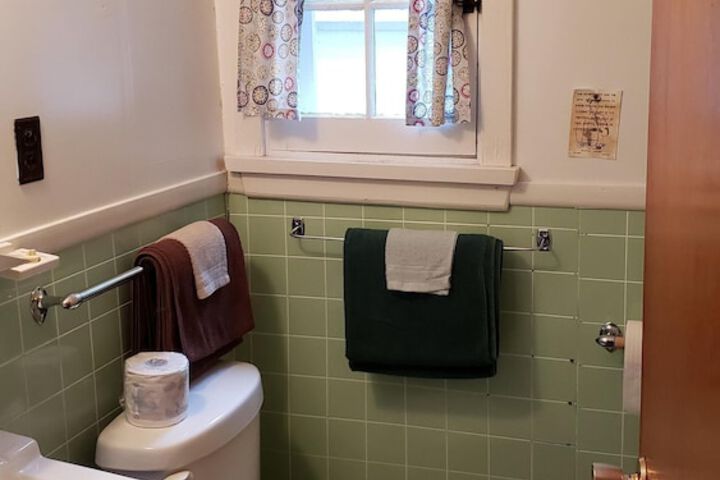 Room 126 of 215