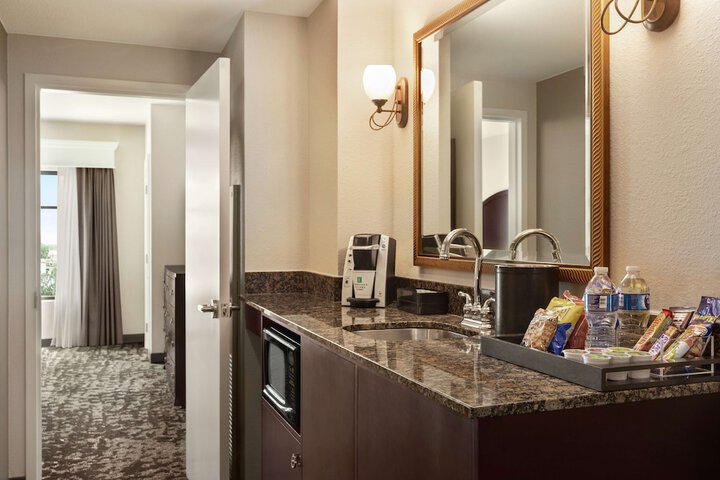 Room 73 of 101