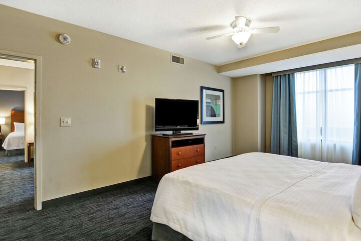 Room 35 of 49
