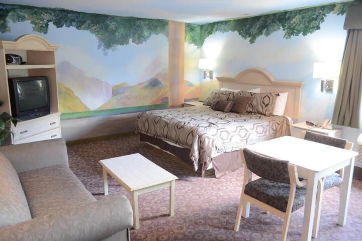 Room 27 of 44