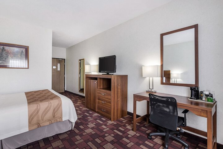Econo Lodge Luverne I-90