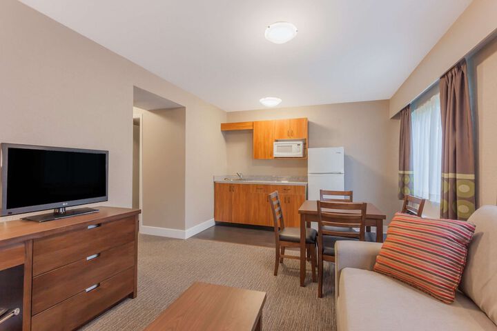 Room 7 of 13