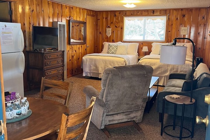 Room 172 of 236