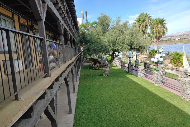 Hotel 6 of 53