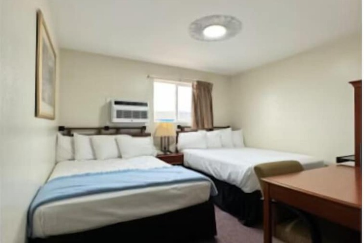 Lake Stop Resort
