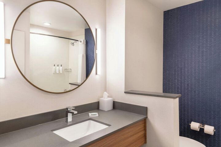 Fairfield Inn & Suites by Marriott Detroit Taylor