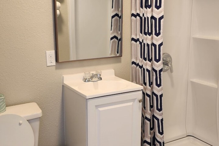 Room 21 of 35