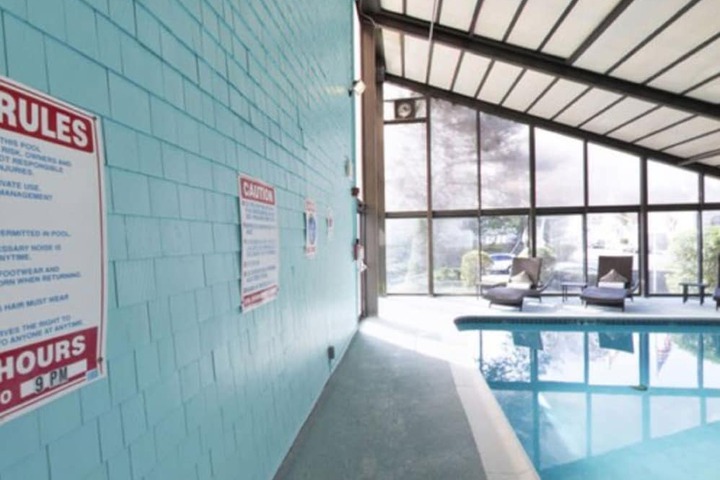 Pool 4 of 37