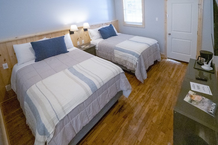 Room 16 of 36