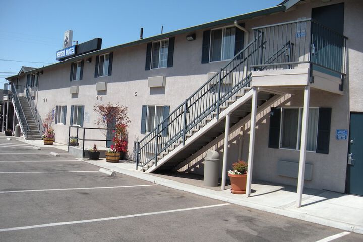 Western Motel