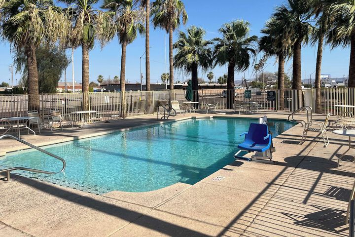 Pool 2 of 7