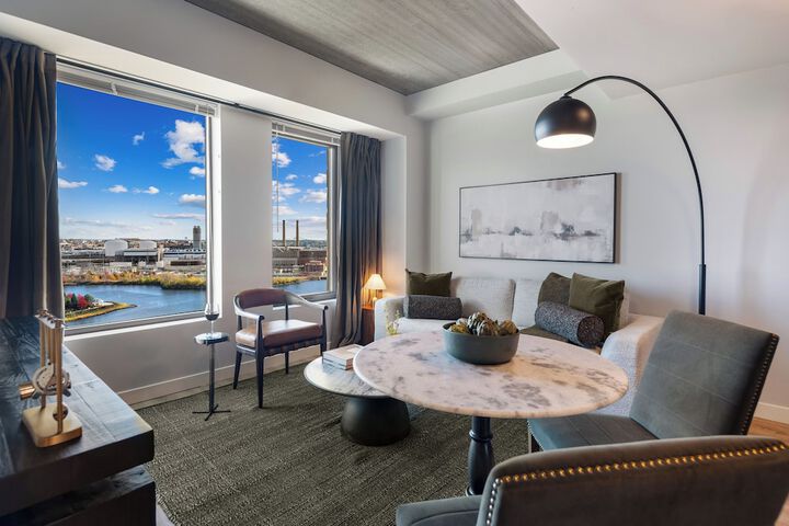 Hyatus Designer Residences Somerville