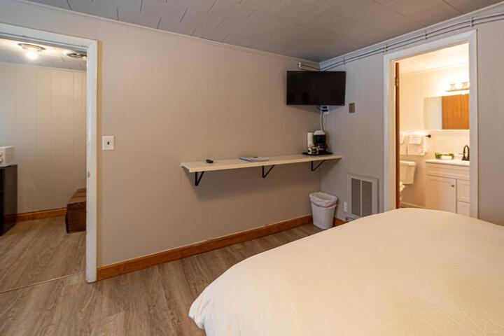 Star Gate Motel