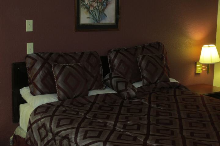 Room 24 of 45