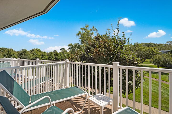 Terrace/Patio 182 of 184