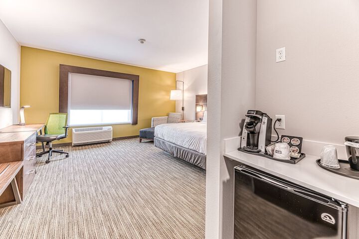 Room 26 of 53