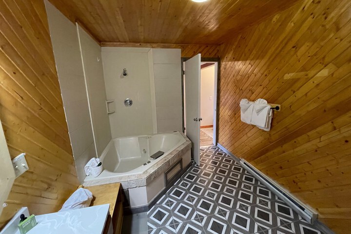 Room 31 of 113