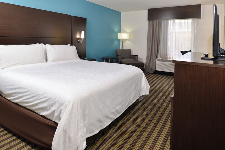 Room 20 of 37