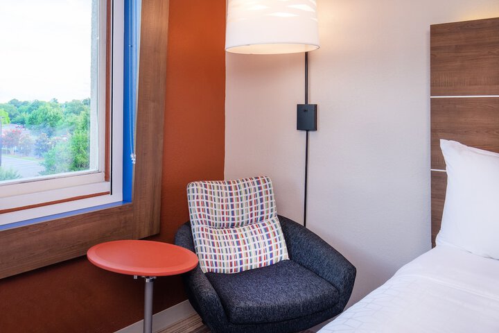 Holiday Inn Express Chesapeake - Norfolk by IHG