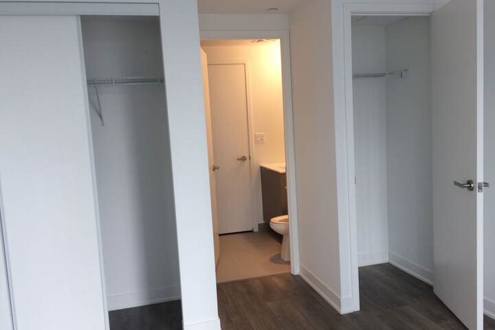 Room 16 of 21