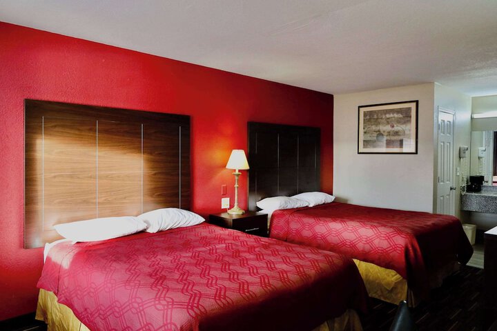 Room 17 of 22