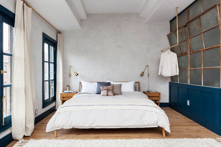 Room 34 of 46