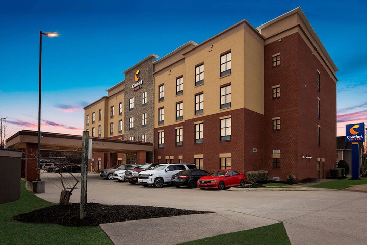 Hotel 4 of 34
