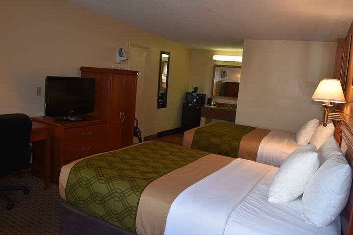 Room 18 of 39