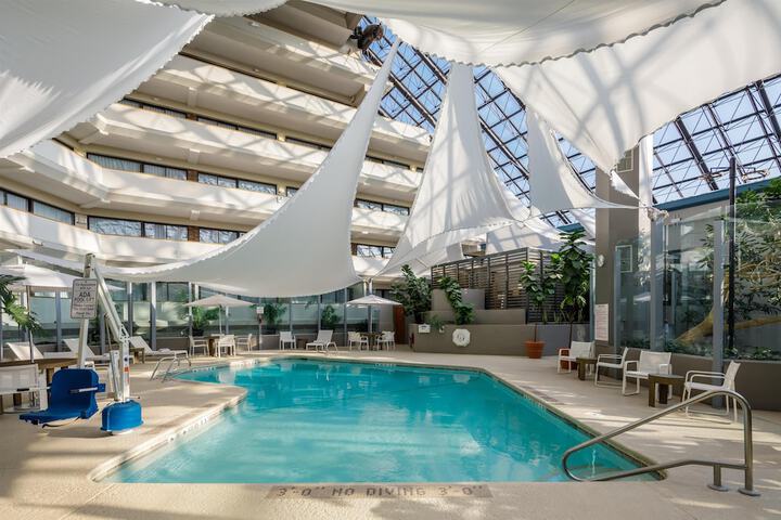 DoubleTree by Hilton Rochester