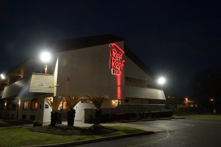 Hotel 4 of 34