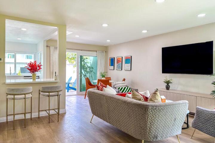Sweet 2 bd for monthly stay! 20 mi to Disney