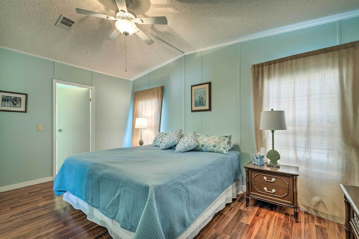 Anglers Getaway: Homosassa Home w / Boat Dock!