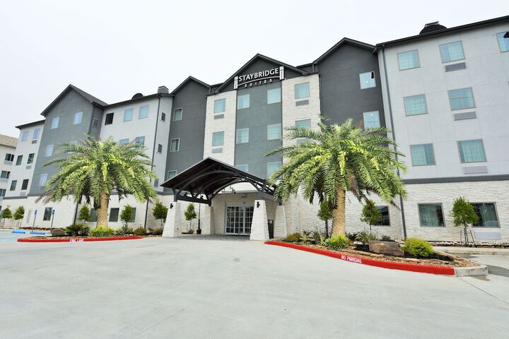 Staybridge Suites Lake Charles by IHG