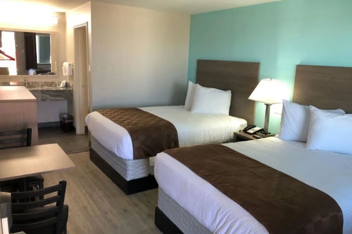 Room 5 of 19