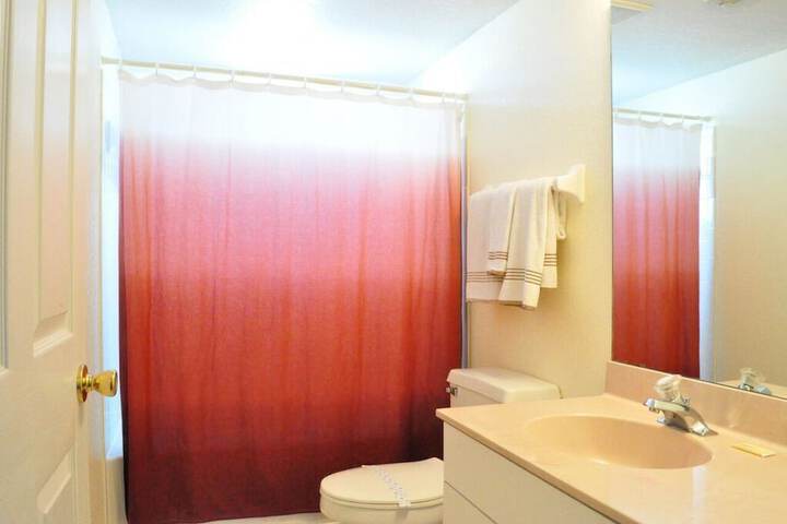 Room 15 of 26