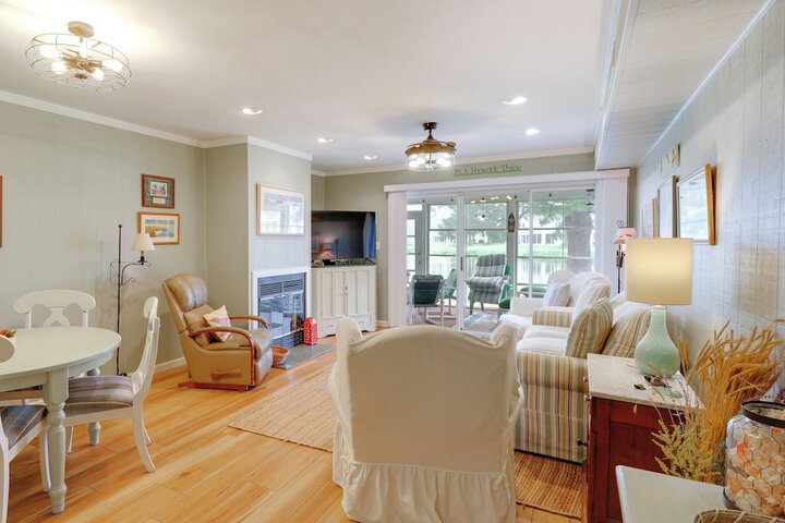 2 Mi to Beach: Gem w / Enclosed Patio in Selbyville