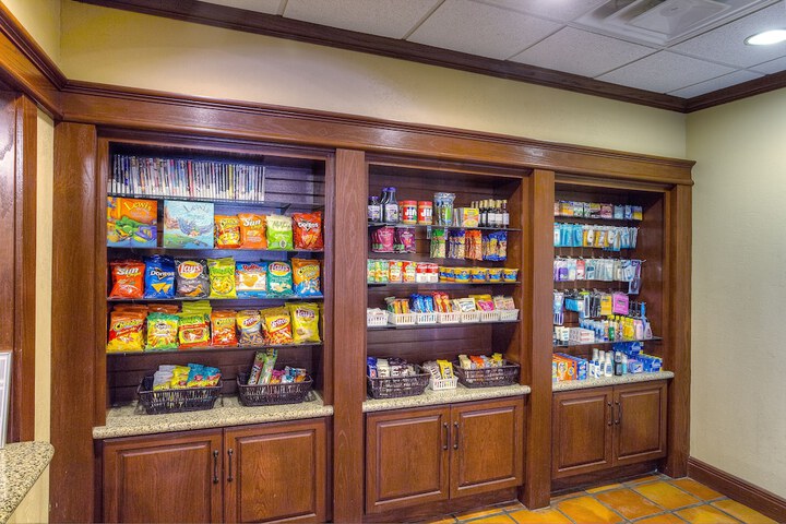 Gift Shop 55 of 58