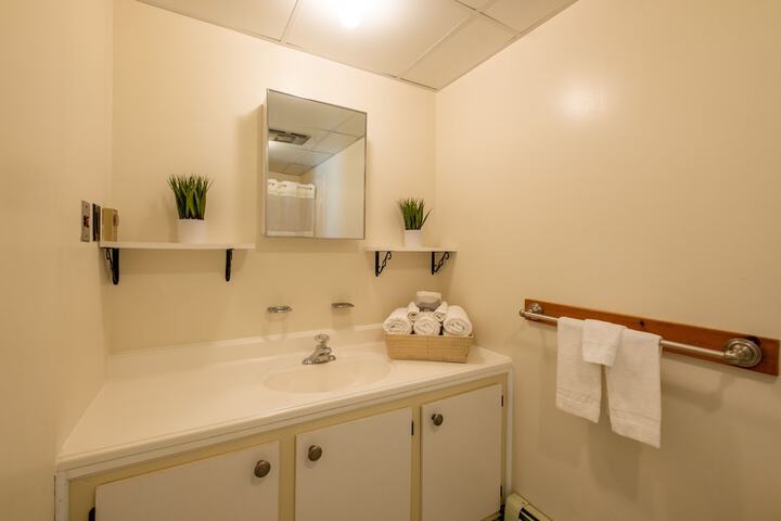 Room 20 of 29