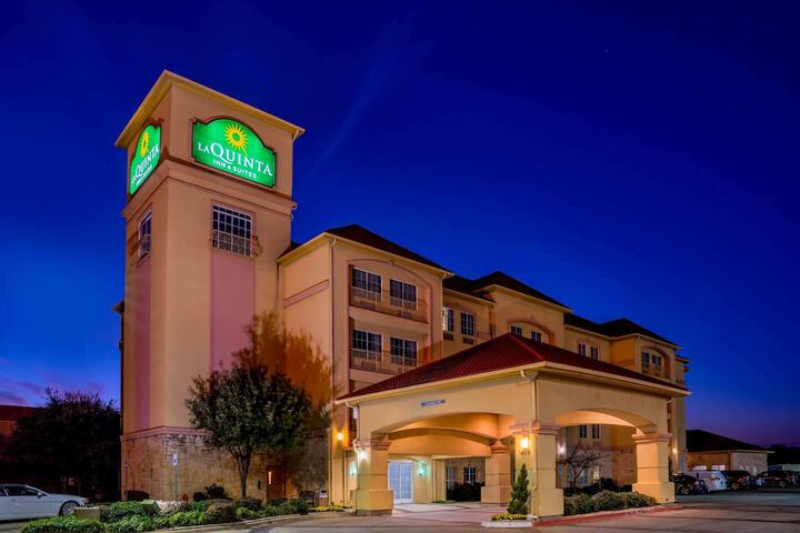 Hotel 2 of 30