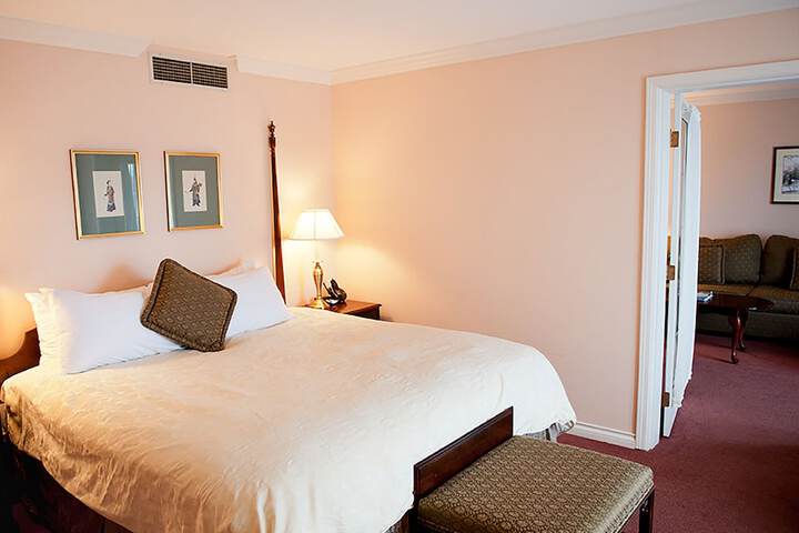 Room 14 of 46