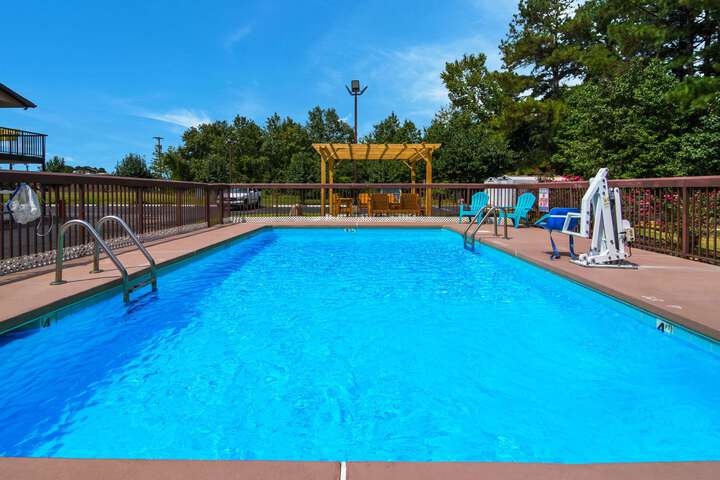 Pool 6 of 11