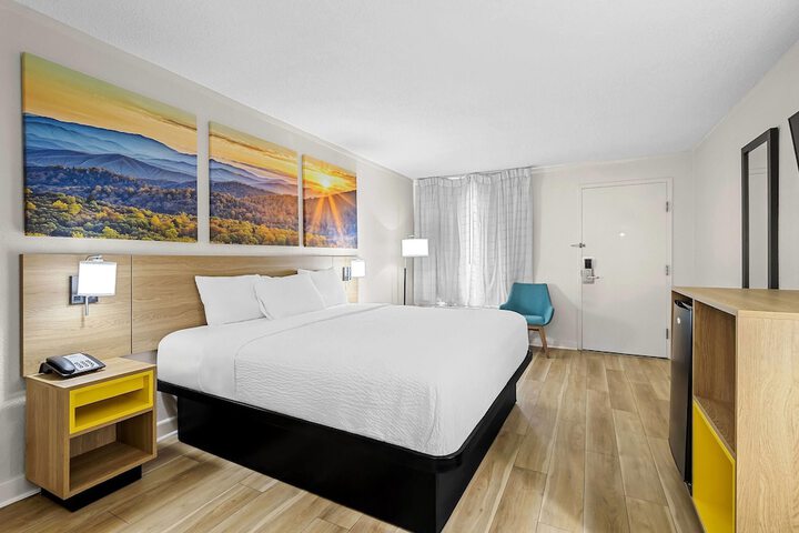 Days Inn by Wyndham Salem