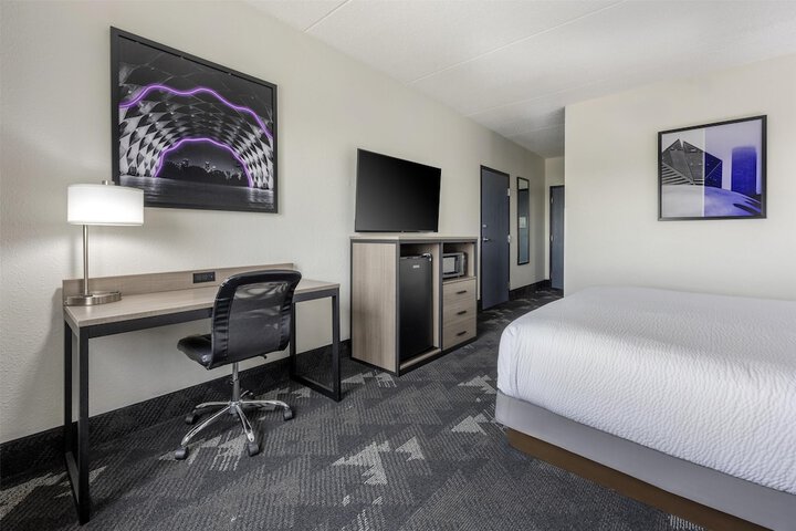 Best Western Bolingbrook Hotel