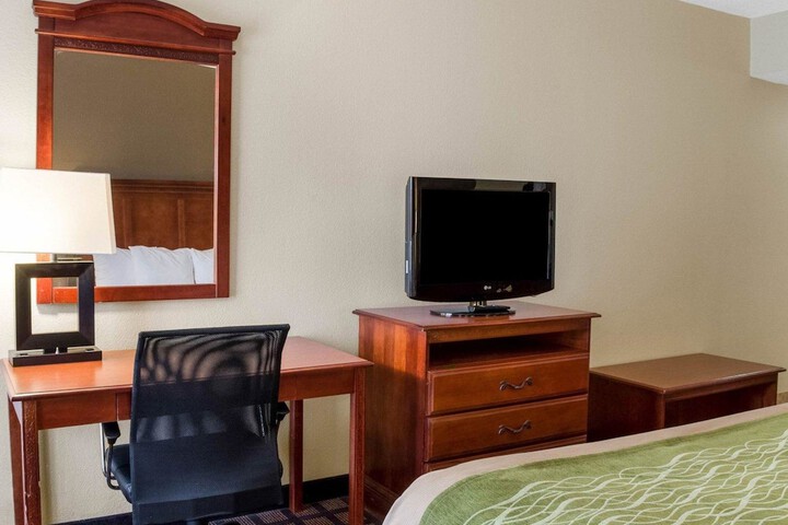 Quality Inn Cleveland MS