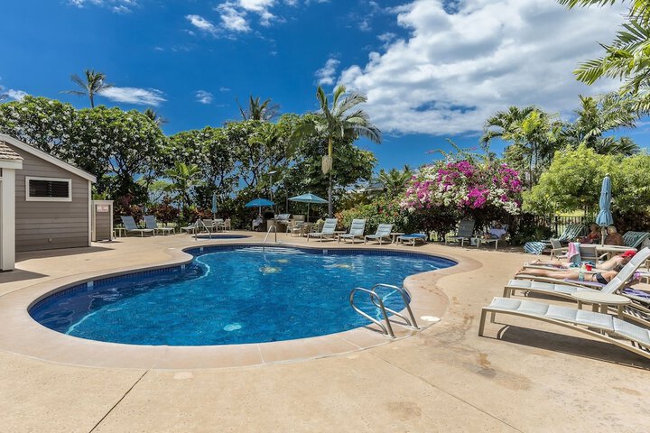 Pool 53 of 207