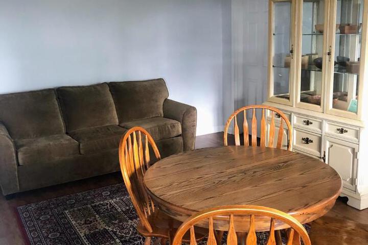 2 Bedroom Suite: Views Private Entrance, EVchgr
