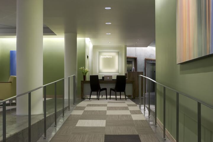 Ballroom/Hall 44 of 50