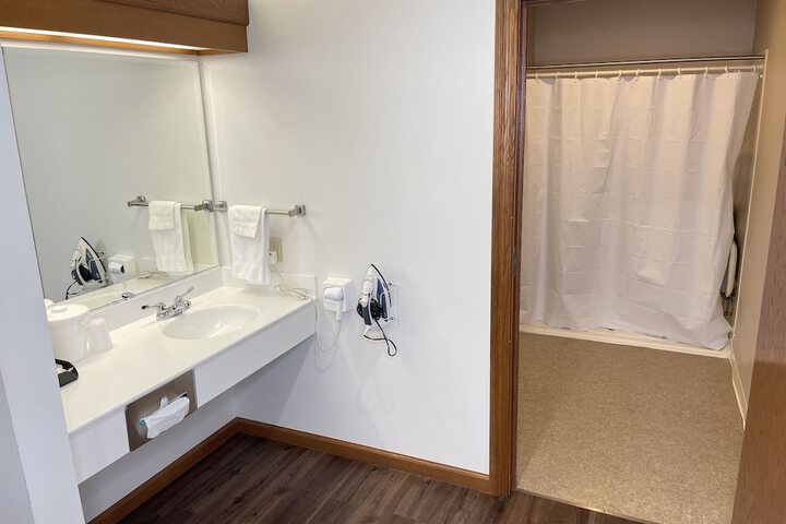 Room 35 of 86
